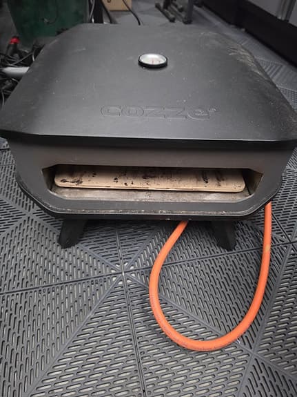 Cozze gasdriven pizzaugn svart