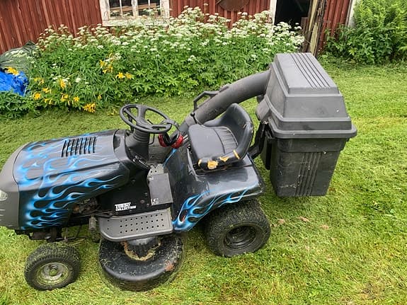 Gräsuppsamlare till åkgräsklippare, Partner mfl