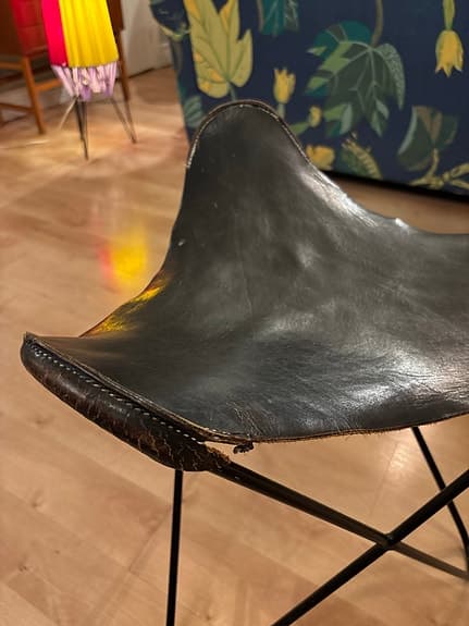 50/60-tal pall skinnsits metallben