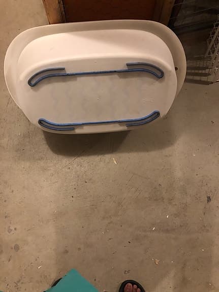 Fina BADBALJA i VIT  med BLÅTT HALKSKYDD