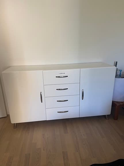 Byrå skänk ”Cobra”