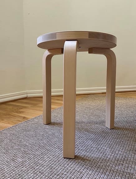 Original Artek Stool 60 björk - Alvar Aalto - nära nyskick