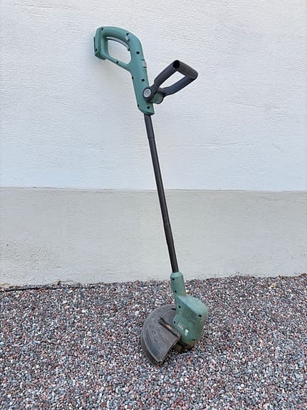 Grästrimmer Bosch 18v utan batteri