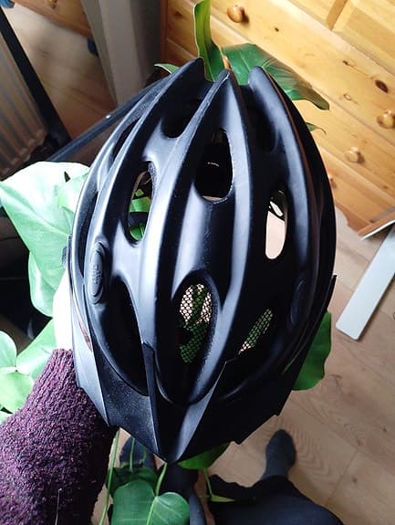 Etto cykelhjälm svart