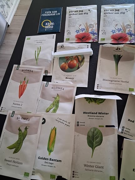 Blandade fröer grönsaker och blommor