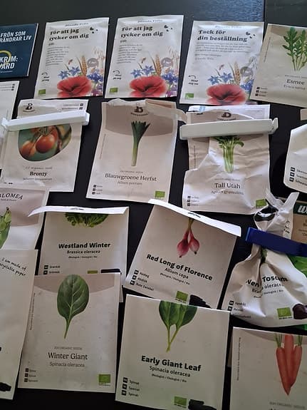 Blandade fröer grönsaker och blommor