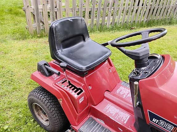 HONDA  HT3813    PROFESSIONELL  ÅKGRÄSKLIPPARE