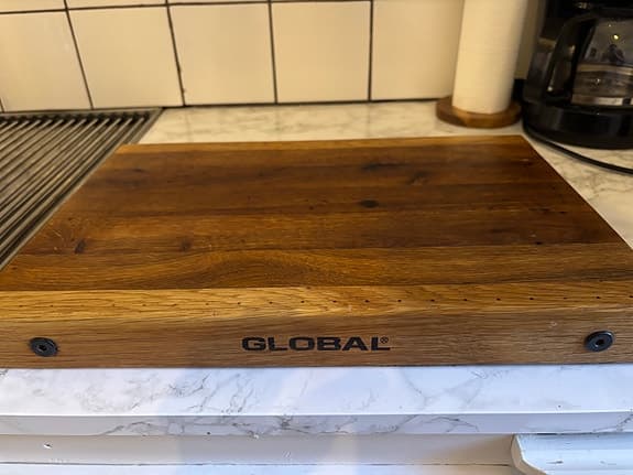 Global skärbräda i trä