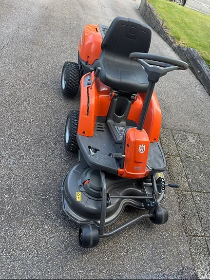 Husqvarna R112C Åkgräsklippare Nyskick