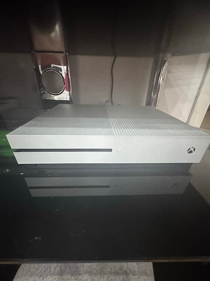 Microsoft Xbox One vit spelkonsol