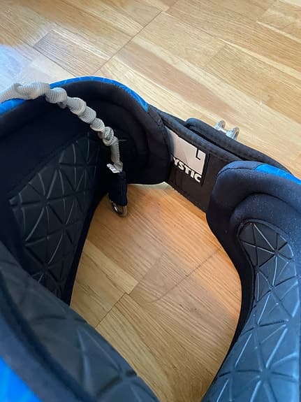 Komplett kitesurfingutrustning – F-One Bandit, Mystic, RRD, Best
