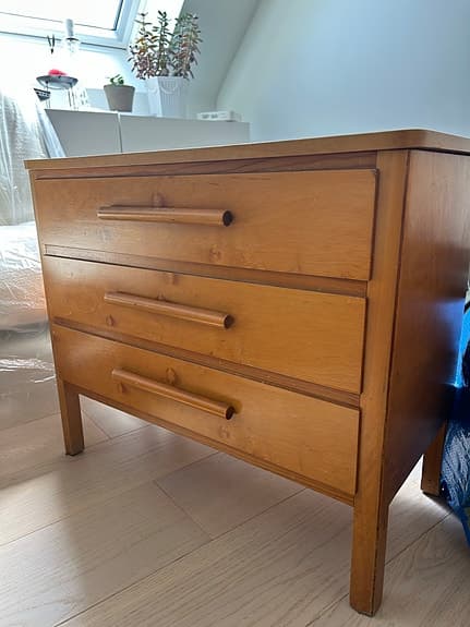 BYRÅ, trelådig, funkis, 1930/40-tal