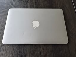 MacBook Air 11 tum, mitten 2011