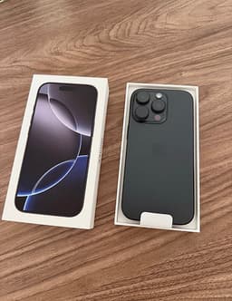 Apple iPhone 16 Pro 256 GB svart