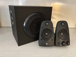 Logitech Z623 2.1 högtalarsystem med subwoofer
