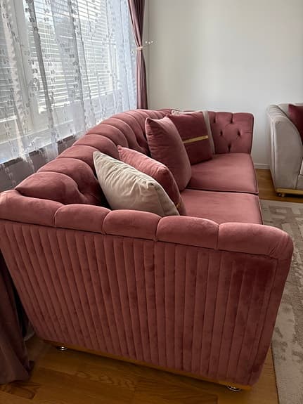 Exklusiv soffgrupp i mycket fint skick – 3-sits, 2-sits och fåtöljer