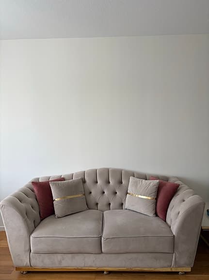 Exklusiv soffgrupp i mycket fint skick – 3-sits, 2-sits och fåtöljer