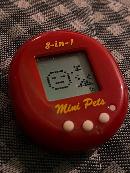 Tamagotchi Mini Pets 8-in-1 ”elektroniskt husdjur”