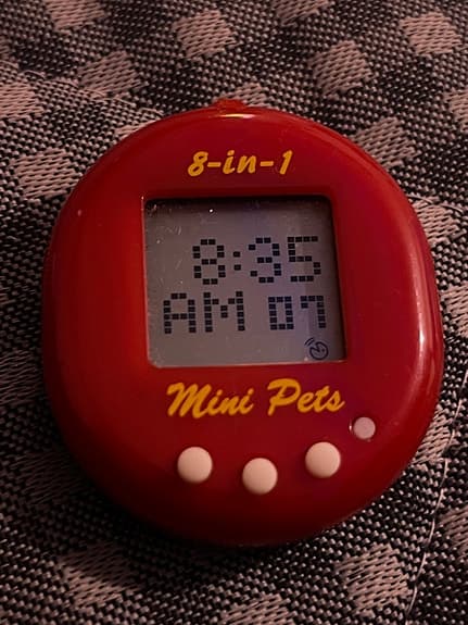Tamagotchi Mini Pets 8-in-1 ”elektroniskt husdjur”