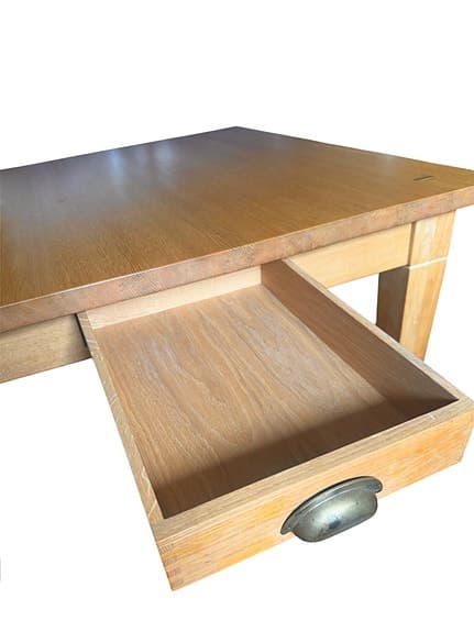 Soffbord i massiv ek