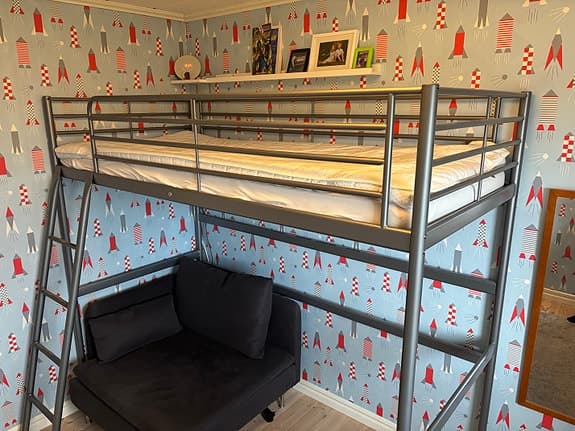 IKEA loftsäng med stege