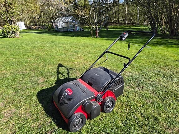 Vertikalskärare med uppsamlare
