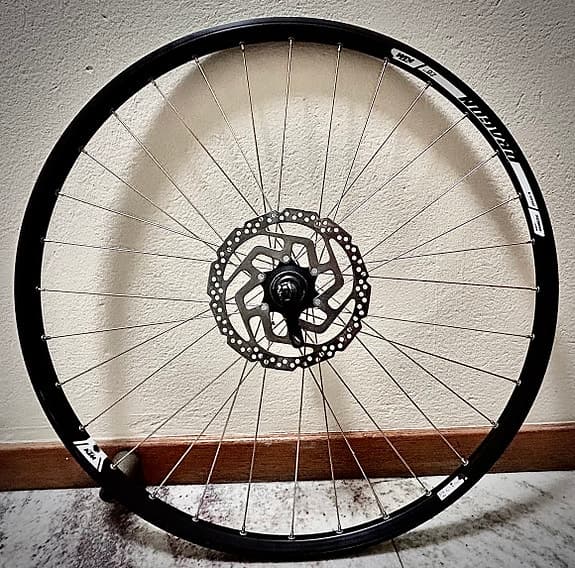 28” Hjul med Däck