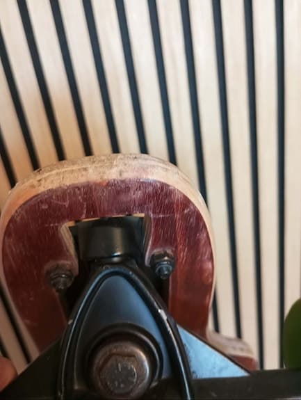 Stella longboard med gröna hjul