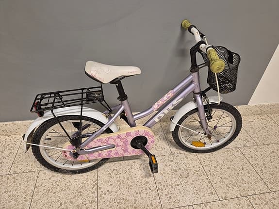 DBS barncykel 16" lila med korg och pakethållare