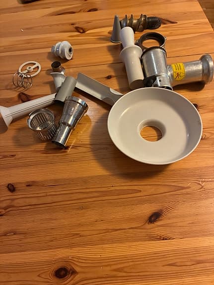 Köttkvarn passerare, korvstoppare, mm passande Elektrolux köksassistent.