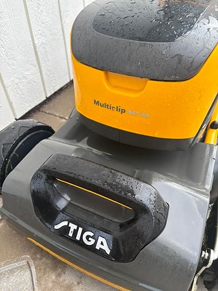 Stiga gräsklippare och röjsåg samma batteri