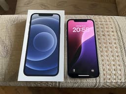 Apple iPhone 12 64 GB svart