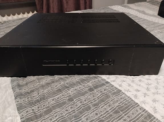 Nauforce 7 kanal  7x175w i 8 ohm