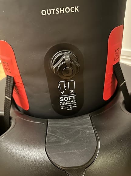Decathlon Outshock stående boxningssäck svart/röd