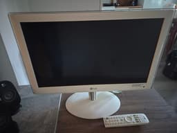 22" LG TV med fjärrkontroll