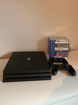 Sony PlayStation 4 PRO spelkonsol