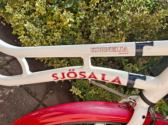 Damcykel  Sjösala   3 - VXL