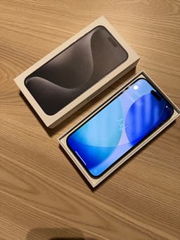 Apple iPhone 15 Pro Max 256 GB svart