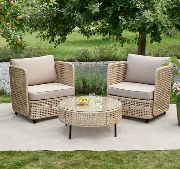 Loungebord Split beige konstrotting från Rusta