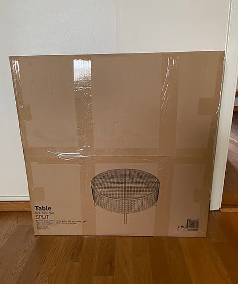 Loungebord Split beige konstrotting från Rusta