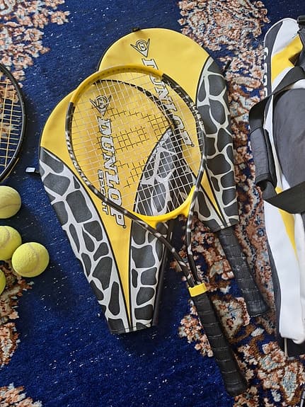 Tennisracket Dunlop och Mega Age med Whipper/SOC väska