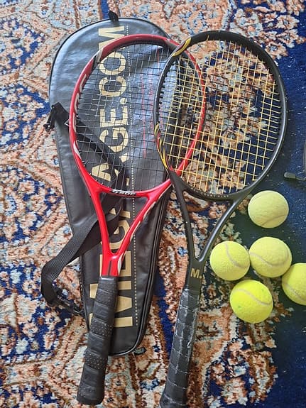 Tennisracket Dunlop och Mega Age med Whipper/SOC väska
