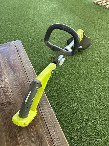 Ryobi EasyEdge grästrimmer