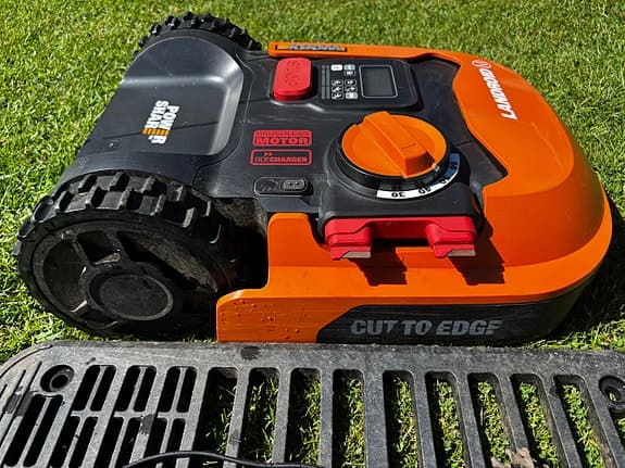 Worx Landroid M1000 (WR143E) Robotgräsklippare