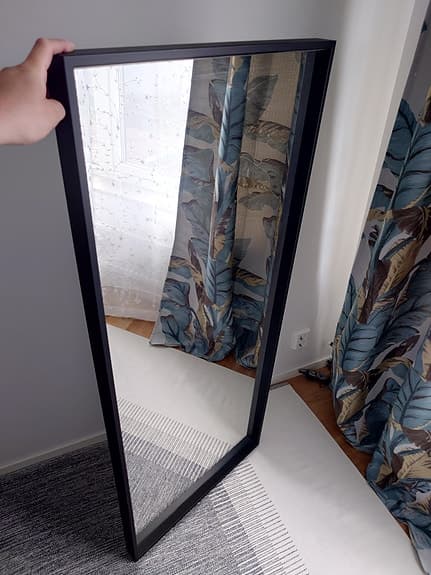 IKEA NISSEDAL spegel 65×150 cm – svart, fint skick