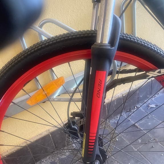 Snygg Nishiki mountainbike 17" S-M Kvinna röd/grå
