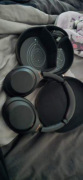 Sony WH-1000XM4