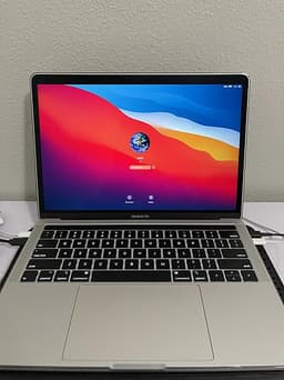 Apple MacBook Pro 13" Touch Bar 2019