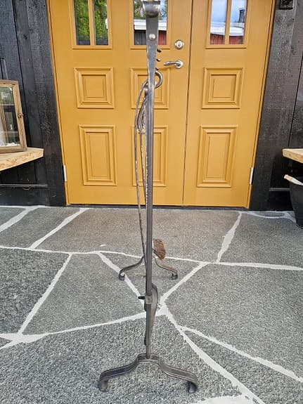Eldställ från wira bruk.  Stora modellen med 4 krokar.
