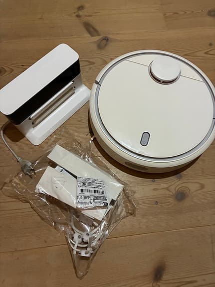 Xiaomi Mi Robot Vacuum robotdammsugare vit